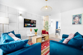 Unique 2 Bedroom House - Free Wifi & Netflix - Garden - Parking - 4VC